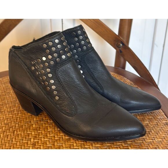1. State black leather grommet black bootie 6 - Picture 10 of 10